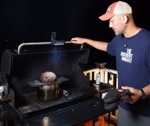 Weber Searwood Over-the-Top Chilli